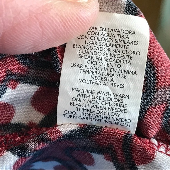 Daisy Fuentes Womens Size L V Neck Crossover Wrap Blouse Wine White Gray Knit - Picture 8 of 8